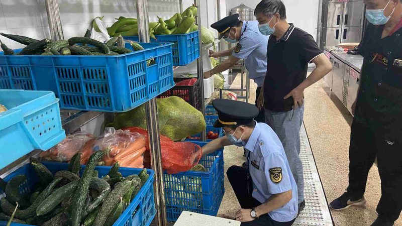 食品代工小作坊如何合规？资质要求揭秘**