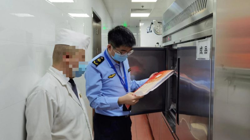 揭秘休闲食品礼盒装：规格尺寸背后的标准与秘密